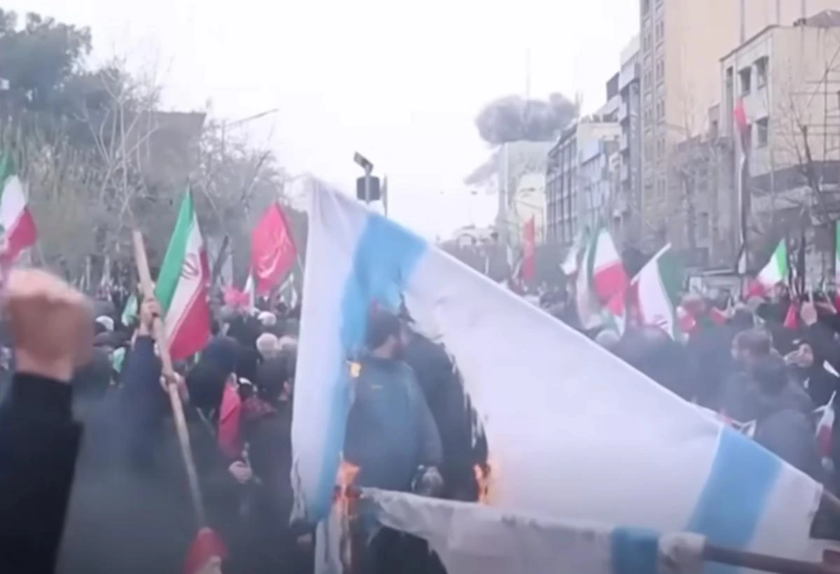 Ізраїль сподівається на народне повстання в Ірані, навіть якщо людей розстріляють, - WP