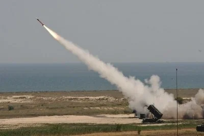 ОАЕ, Кувейт і Бахрейн заявили про нову масовану атаку з боку Ірану попри перемир'я