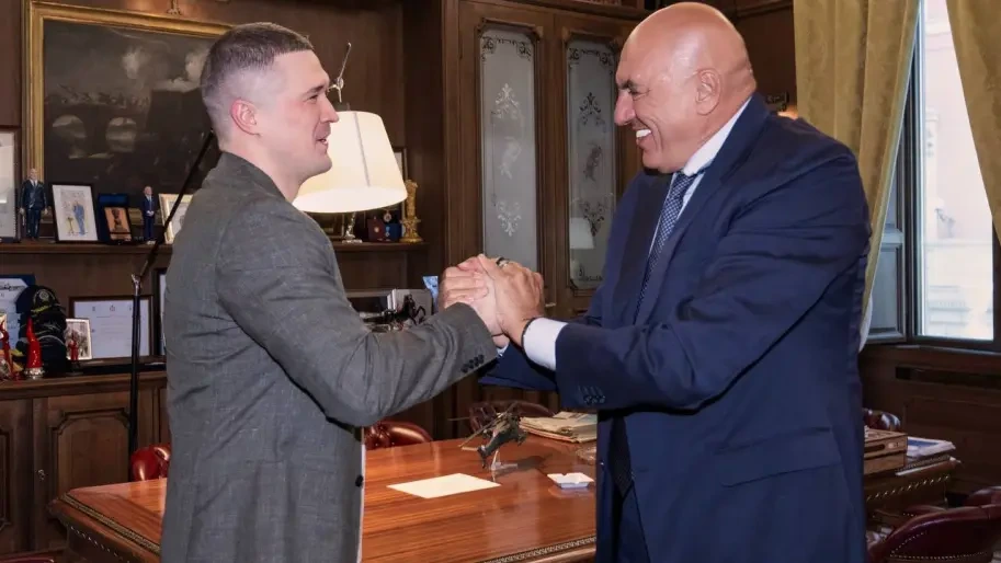 ТОП медіа Італії вийшли із заголовками: "Італія "вербує" чарівника дронів Федорова"